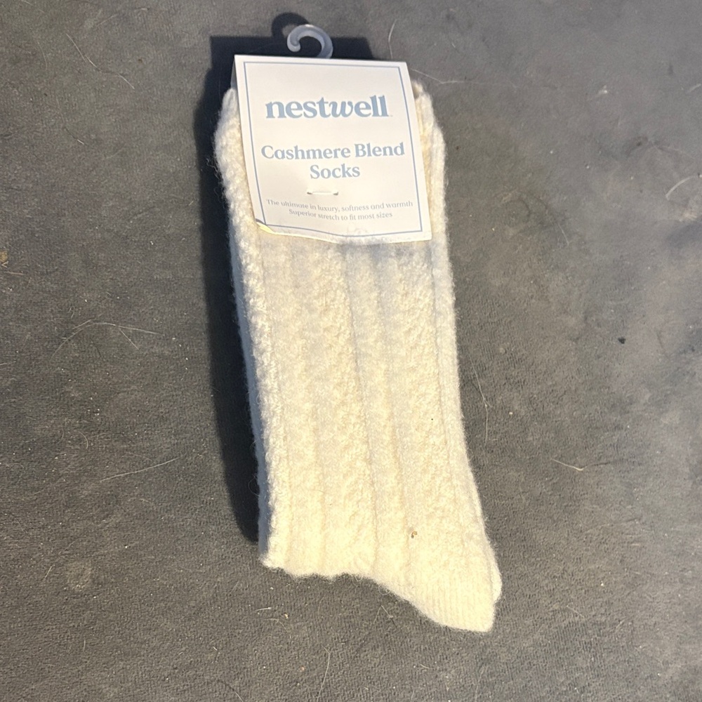 Nestwell White Cashmere Blend Socks